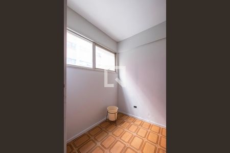 Apartamento para alugar com 130m², 4 quartos e 2 vagas Apartamento para alugar com 130m², 4 quartos e 2 vagasÁrea de Serviço - Quarto