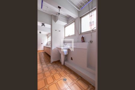 Apartamento para alugar com 130m², 4 quartos e 2 vagas Apartamento para alugar com 130m², 4 quartos e 2 vagasÁrea de Serviço