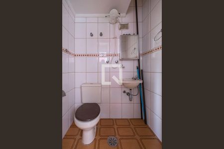 Apartamento para alugar com 130m², 4 quartos e 2 vagas Apartamento para alugar com 130m², 4 quartos e 2 vagasÁrea de Serviço - banheiro