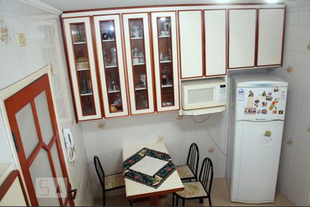 Apartamento à venda com 82m², 2 quartos e 1 vaga Apartamento à venda com 82m², 2 quartos e 1 vagaCozinha