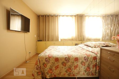 Apartamento à venda com 241m², 4 quartos e 2 vagasQuarto 3- Suíte