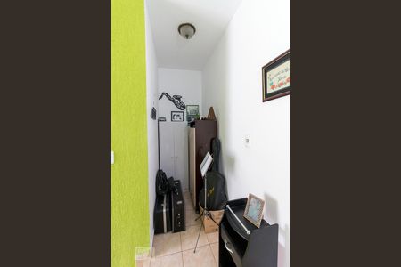 Corredor de casa à venda com 4 quartos, 240m² em Parque Continental Iii, Guarulhos