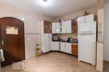 Casa à venda com 240m², 4 quartos e 2 vagasCozinha 1