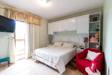 Quarto 1 suíte de casa à venda com 4 quartos, 240m² em Parque Continental Iii, Guarulhos