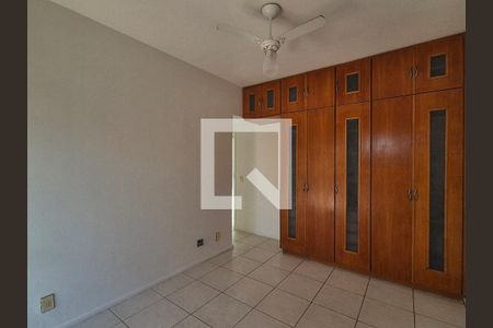 Apartamento para alugar com 200m², 4 quartos e 2 vagas Apartamento para alugar com 200m², 4 quartos e 2 vagasSuite