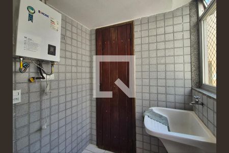 Apartamento para alugar com 200m², 4 quartos e 2 vagas Apartamento para alugar com 200m², 4 quartos e 2 vagasÁrea de Serviço