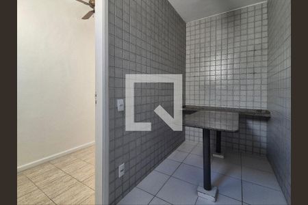 Apartamento para alugar com 200m², 4 quartos e 2 vagas Apartamento para alugar com 200m², 4 quartos e 2 vagasCopa