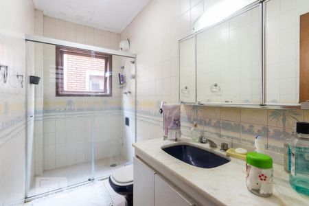 Casa à venda com 362m², 4 quartos e 6 vagas Casa à venda com 362m², 4 quartos e 6 vagasBanheiro 1