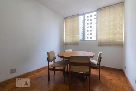Sala de apartamento à venda com 3 quartos, 74m² em Jardim Taquaral, São Paulo