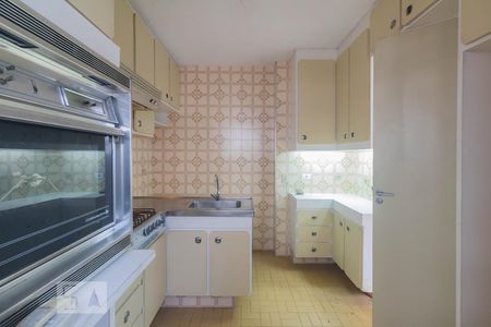 Apartamento à venda com 74m², 3 quartos e 1 vaga Apartamento à venda com 74m², 3 quartos e 1 vagaCozinha