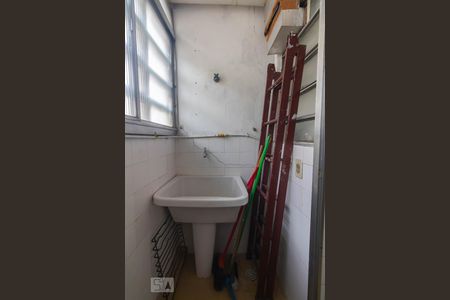 Apartamento à venda com 74m², 3 quartos e 1 vaga Apartamento à venda com 74m², 3 quartos e 1 vagaÁrea de Serviço