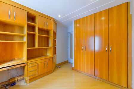 Apartamento à venda com 173m², 3 quartos e 1 vagaQuarto 2