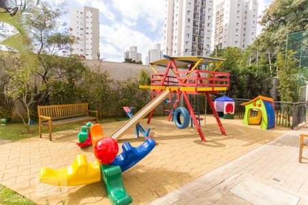 Apartamento para alugar com 45m², 2 quartos e 1 vagaPlayground