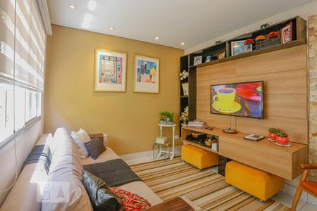 Sala de Estar de casa de condomínio à venda com 3 quartos, 140m² em Jardim Previdência, São Paulo
