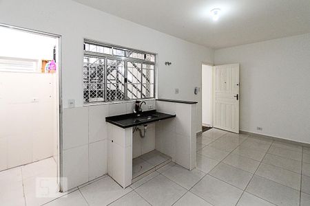 Cozinha de apartamento para alugar com 2 quartos, 40m² em Belenzinho, São Paulo