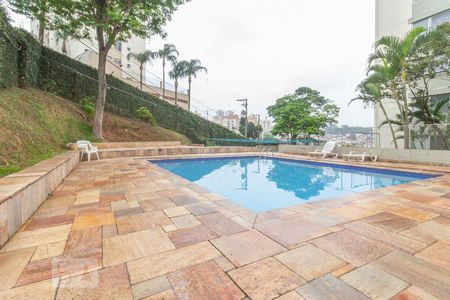 Apartamento à venda com 42m², 2 quartos e sem vaga Apartamento à venda com 42m², 2 quartos e sem vagaPiscina