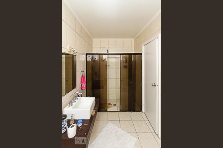 Apartamento à venda com 248m², 4 quartos e 2 vagasBanheiro da suite