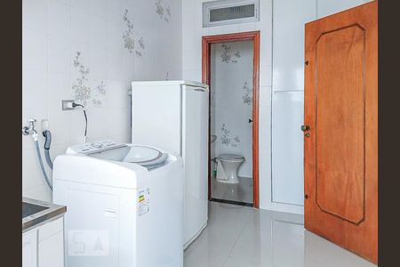 Lavanderia de casa à venda com 4 quartos, 250m² em Jardim Franca, São Paulo