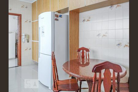 Cozinha de casa à venda com 4 quartos, 250m² em Jardim Franca, São Paulo