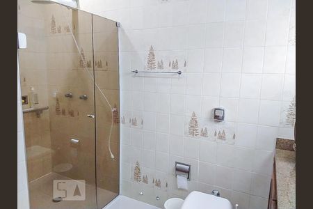 Casa à venda com 250m², 4 quartos e 5 vagasBanheiro Social