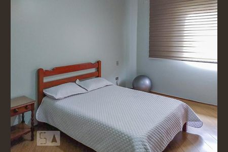 Casa à venda com 250m², 4 quartos e 5 vagasQuarto 1