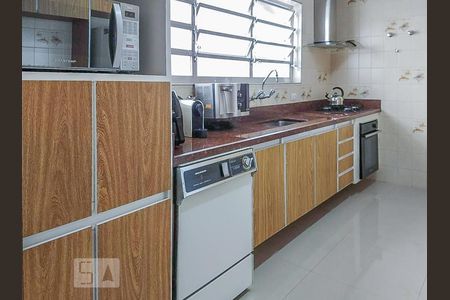 Cozinha de casa à venda com 4 quartos, 250m² em Jardim Franca, São Paulo