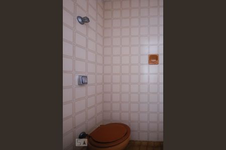 Apartamento para alugar com 86m², 2 quartos e 1 vaga Apartamento para alugar com 86m², 2 quartos e 1 vagaBanheiro de Serviço