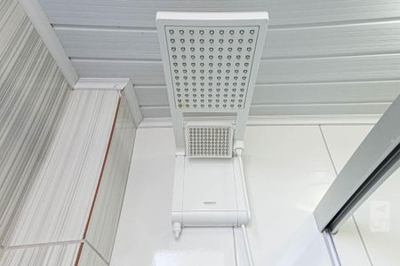 Apartamento para alugar com 37m², 1 quarto e sem vagaBanheiro - Chuveiro