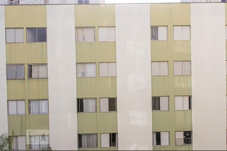 Vista do Quarto 2 de apartamento para alugar com 2 quartos, 60m² em Centro, Diadema