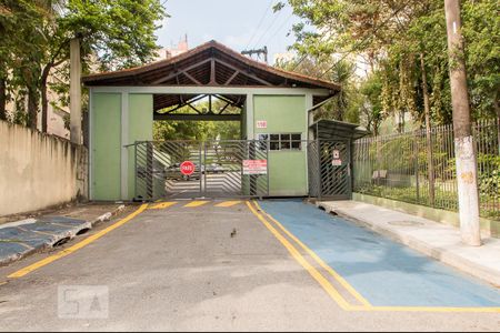 Apartamento para alugar com 60m², 2 quartos e 1 vagaFachada e portaria