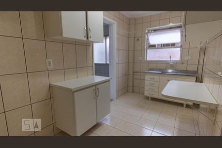 Apartamento à venda com 76m², 2 quartos e 1 vagaCozinha