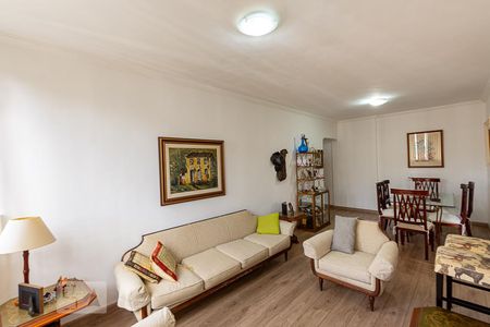 Apartamento à venda com 105m², 2 quartos e 1 vagaSala