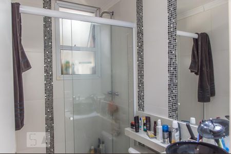 Apartamento à venda com 59m², 2 quartos e 1 vaga Apartamento à venda com 59m², 2 quartos e 1 vagaBanheiro