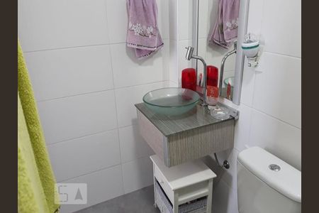 Apartamento à venda com 62m², 2 quartos e sem vagaBanheiro