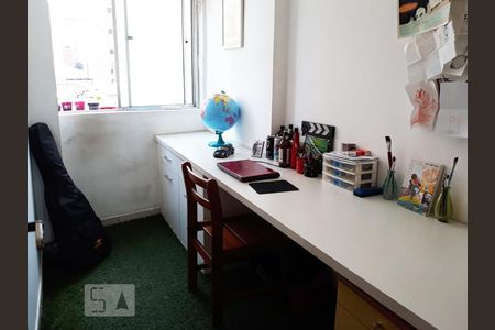 Apartamento à venda com 62m², 2 quartos e sem vagaEscritório