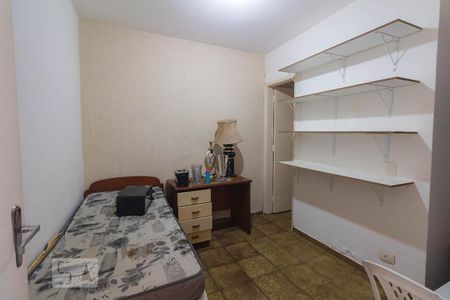 Casa à venda com 200m², 4 quartos e 2 vagas Casa à venda com 200m², 4 quartos e 2 vagasQuarto 4