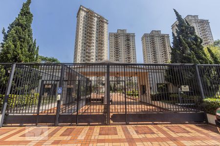 Apartamento à venda com 188m², 3 quartos e 4 vagasFachada