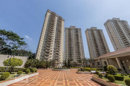 Apartamento à venda com 188m², 3 quartos e 4 vagasFachada