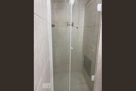 Banheiro de apartamento para alugar com 1 quarto, 40m² em Praça da Bandeira, Rio de Janeiro