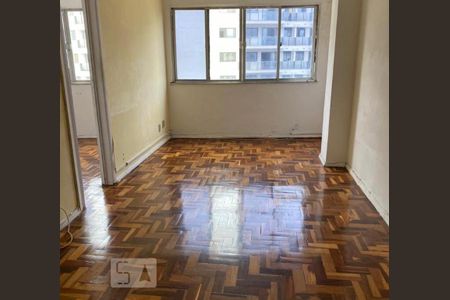 Sala de apartamento para alugar com 1 quarto, 40m² em Praça da Bandeira, Rio de Janeiro
