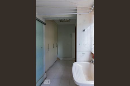 Apartamento à venda com 90m², 2 quartos e 2 vagasÁrea de Serviço