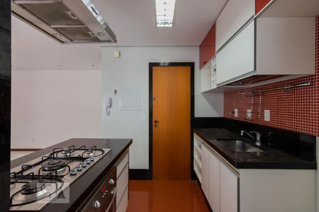 Apartamento à venda com 90m², 2 quartos e 2 vagasCozinha