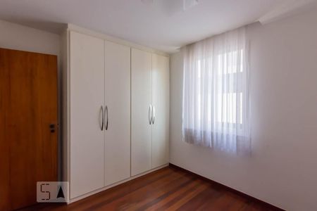 Apartamento à venda com 90m², 2 quartos e 2 vagasQuarto 2
