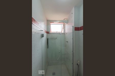 Apartamento à venda com 90m², 2 quartos e 2 vagasChuveiro Torneira Banheiro Social