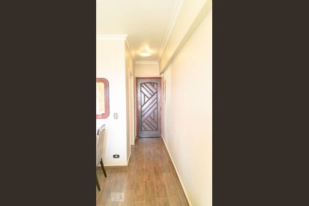 Corredor de apartamento à venda com 3 quartos, 80m² em Vila Osasco, Osasco