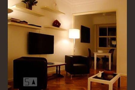 Sala de apartamento para alugar com 2 quartos, 92m² em Copacabana, Rio de Janeiro
