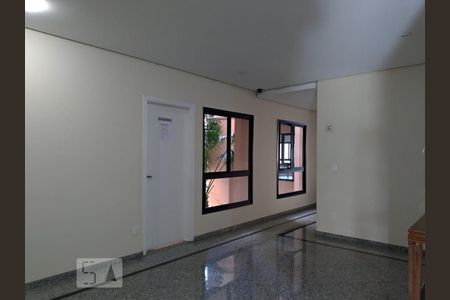 Apartamento à venda com 105m², 4 quartos e 2 vagasHall social