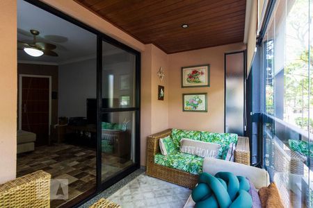 Apartamento à venda com 105m², 4 quartos e 2 vagasvaranda