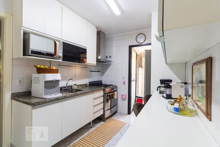 Apartamento à venda com 105m², 4 quartos e 2 vagasCozinha