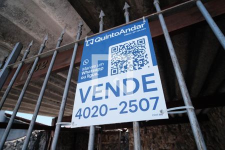 Casa à venda com 180m², 3 quartos e 6 vagasplaca